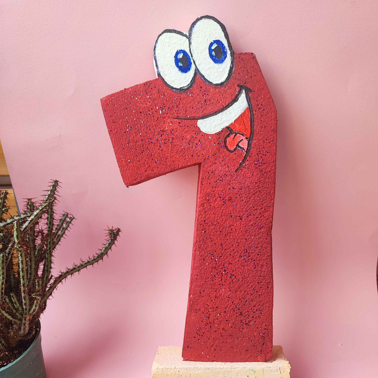 ماکت یونولیتی کارتونی طرح اعداد به ارتفاع 25 سانت