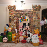 Custom 3D ایونت شگفتانگیز با شخصیتهای کارتونی دست ساز و Maquette قلعه for decoration