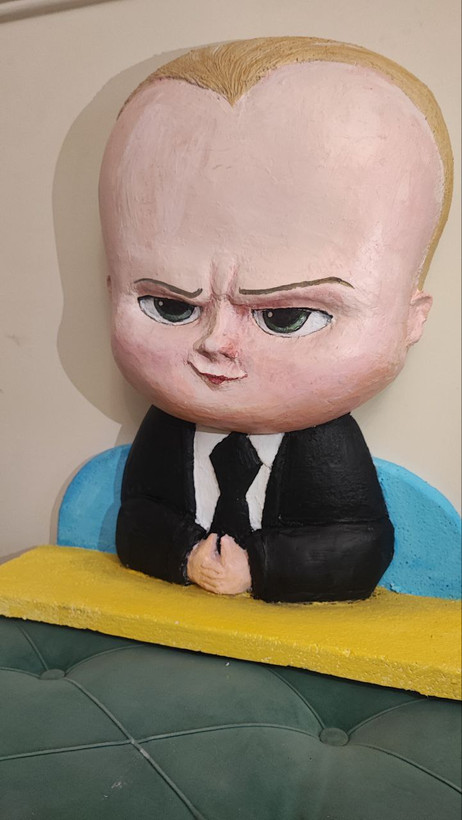 Custom 3D Maquette Papier Mache 37 سانتی بچه رئیس - جذاب و پرانرژی for decoration