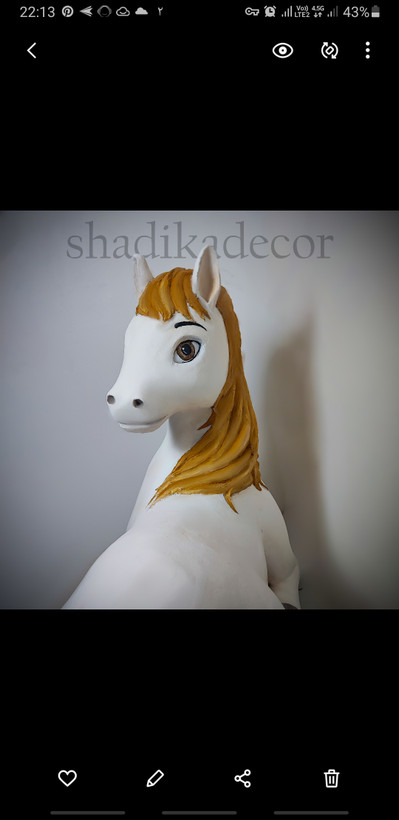 اسب یک متری قابل نشستن