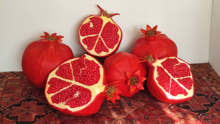 ماکت انار یلدایی - نمای نزدیک